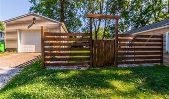 2730 Chelsea Dr, Akron, OH 44312