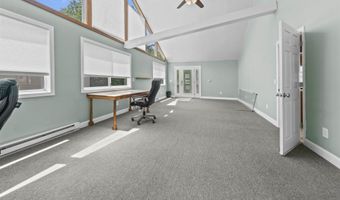 7 School St, Allenstown, NH 03275