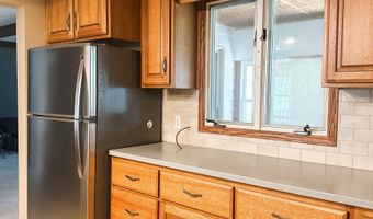 828 S 3rd St, Albion, NE 68620