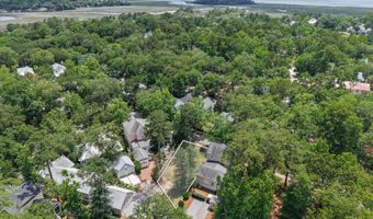 5 Bishop Rd, Beaufort, SC 29906