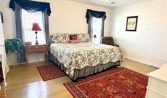 1606 N Hudson St, Altus, OK 73521