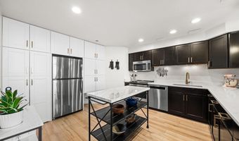 1301 N COURTHOUSE Rd 1807, Arlington, VA 22201
