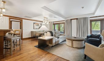 415 E Dean St Unit 17 Week 7 St, Aspen, CO 81611