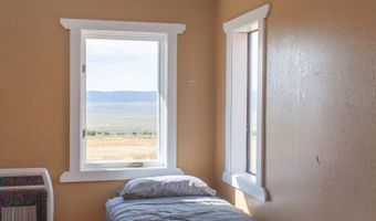 73 Arellano Rd, Amalia, NM 87512