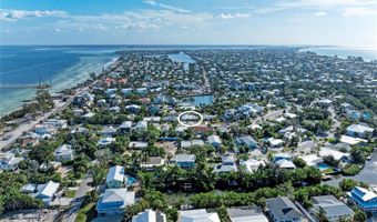 150 CRESCENT Dr, Anna Maria, FL 34216