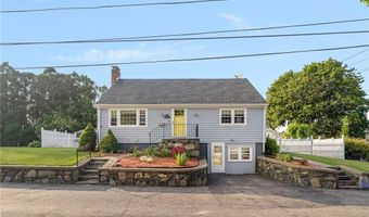 1 Adelaide Ave, Bristol, RI 02809