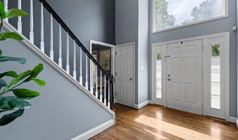 14 STONEBRIDGE Dr, Hockessin, DE 19707