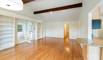 88 Gibson Rd, Asheville, NC 28804