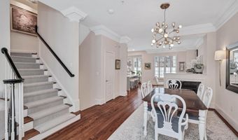 705 LYLES Ln, Alexandria, VA 22314