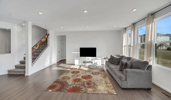 2111 Schmitt Cir, Algonquin, IL 60102