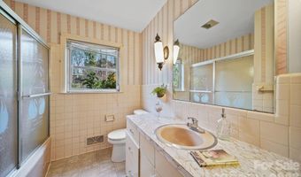 701 E Oakwood Ave, Albemarle, NC 28001
