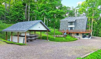 927 Wilkins Hollow Rd, Addison, PA 15411