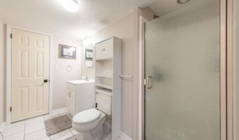 205 Westview Dr, Alma, MI 48801