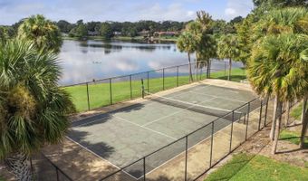 914 LAKE DESTINY Rd G, Altamonte Springs, FL 32714