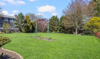 68 Sachuest Way, Middletown, RI 02842
