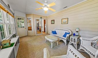 519 Country Club Dr W, Arapahoe, NC 28510