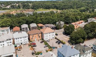 144 Railroad St, Lincoln, RI 02838