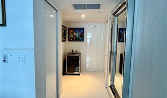9801 Collins Ave 19J, Bal Harbour, FL 33154