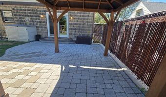 211 New Jersey Ave, Bergenfield, NJ 07621