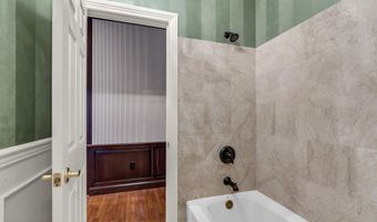 26 Bruns Rd, Allenhurst, NJ 07711