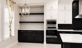 1504 SW Hamilton Ave, Bentonville, AR 72713