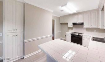 594 Acorn Ln, Brandon, MS 39047