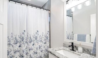 4839 Luxor Dr, Ammon, ID 83401