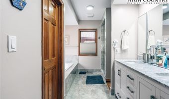 45 Dunvegan Rd, Banner Elk, NC 28604