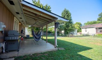 4 Washington Ct, Barboursville, WV 25504