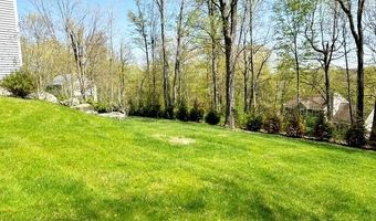 73 A Long Meadow Hill Rd, Brookfield, CT 06804