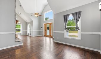 190 Fox Run Ln, Autryville, NC 28318