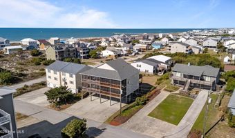 106 Willis Ave A, Atlantic Beach, NC 28512