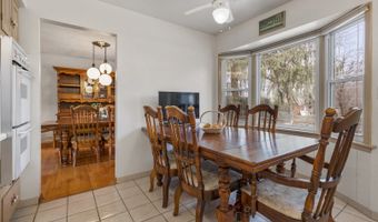 410 W Kirchhoff Rd, Arlington Heights, IL 60005