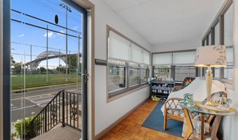183 W 1ST St, Bayonne, NJ 07002