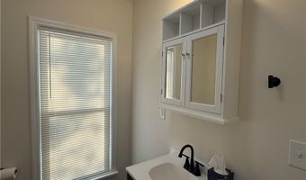 219 N 12th St, Atchison, KS 66002