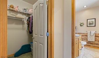 53 Walking Horse Way, Belgrade, MT 59714