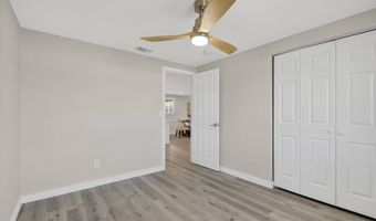 635 Jamaica Cir E, Apollo Beach, FL 33572
