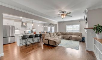 14735 Commonwealth Dr, Athens, AL 35756