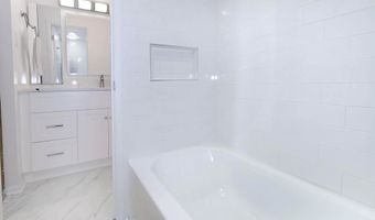 307 YOAKUM Pkwy 1024, Alexandria, VA 22304