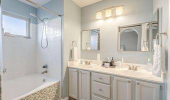 751 W SARAGOSA St, Chandler, AZ 85225