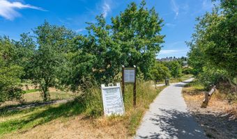 1416 Nighthawk Dr, Santa Rosa, CA 95409