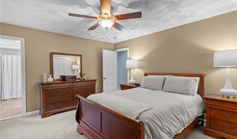 76 Lakehurst Dr, Coventry, RI 02816