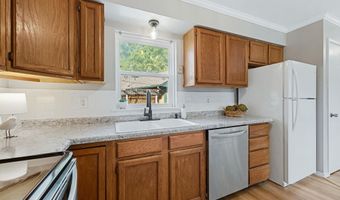 511 Edgewood Ave, Augusta, KS 67010
