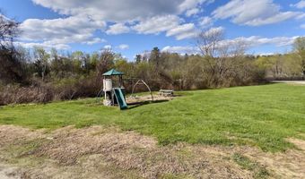 42 Millbrook Ln, Auburn, ME 04210