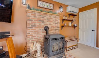 96 Fairway Dr 1, Ashland, NH 03217