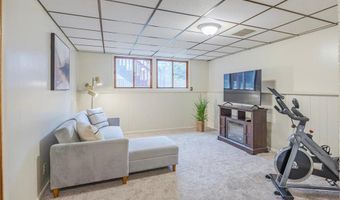 838 Jonathan Dr, Apple Valley, MN 55124