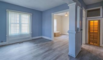 825 N 7th St, Arkansas City, KS 67005