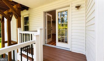 7302 IVYCREST Pl, Annandale, VA 22003