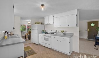 914 32nd St, Allegan, MI 49010