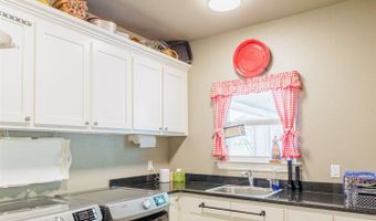 121 County Road 2571, Alvord, TX 76225